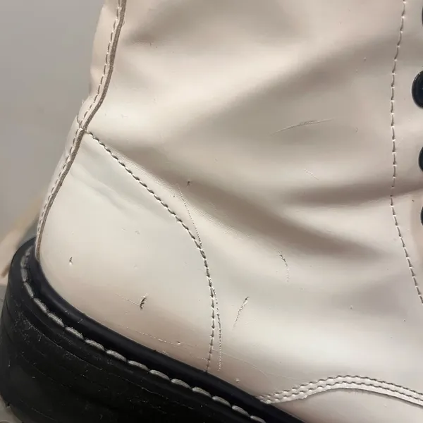 Forever 21 white combat boots Martan style size 6 - Image 3