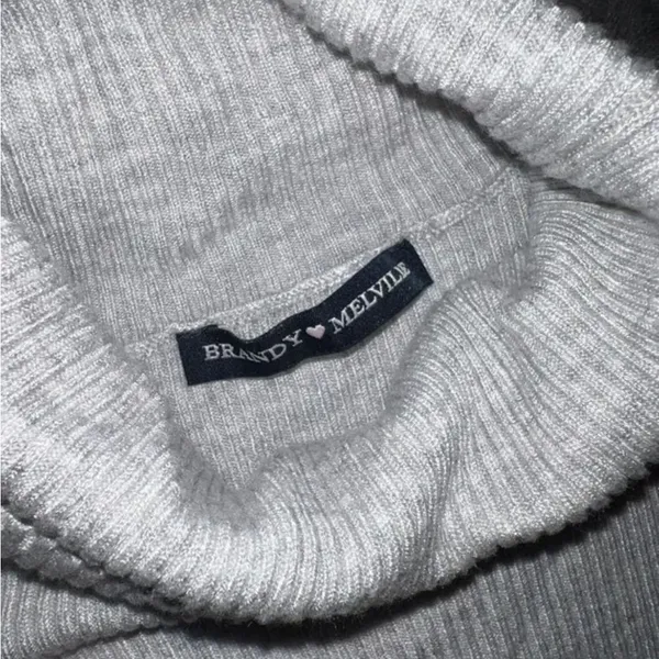 Brandy‎ Melville grey sweater - Image 3