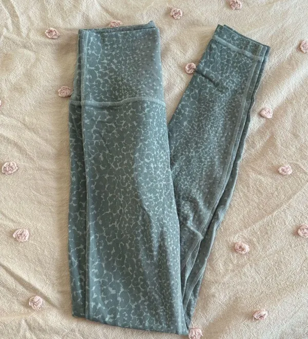 Lululemon Align Leggings 28” - Image 6