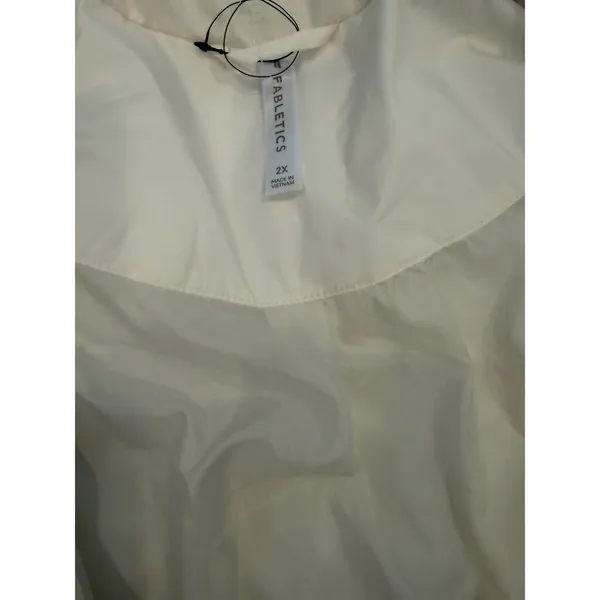 Fabletics Women's Essential Puffer Size 2XL color Bone NWOT - Image 6