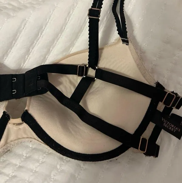 Victoria's Secret very sexy bra beige tan/black - Image 7