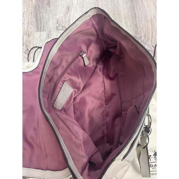 Coach‎ Kristin Off White Leather Flap Shoulder Bag Crossbody Silver Hardware - Image 4