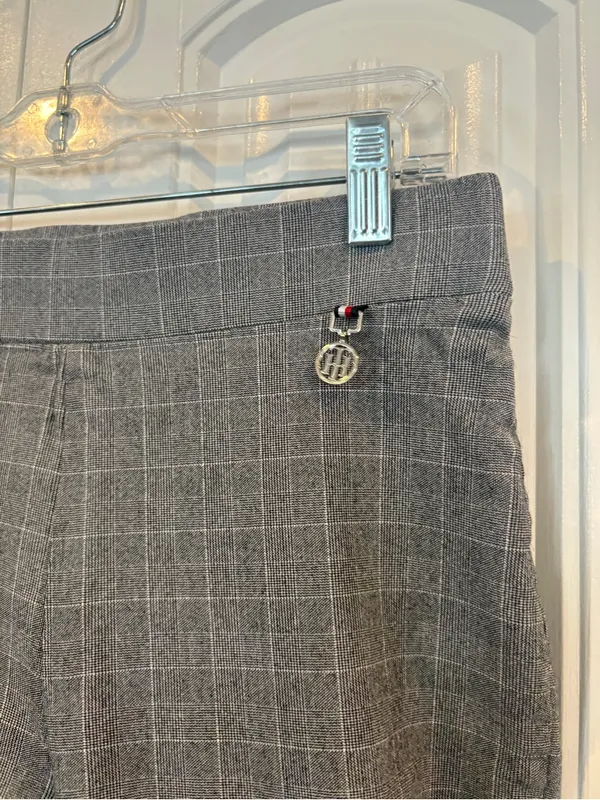 Tommy Hilfiger black plaid pull on dress pants/leggings size 8 - Image 5