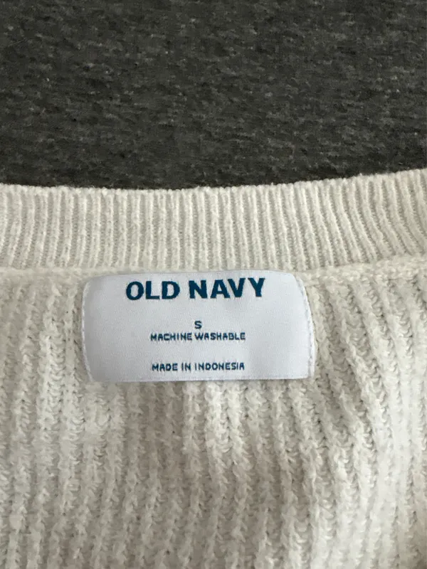 Old Navy Cream Knit Sweater - Image 2