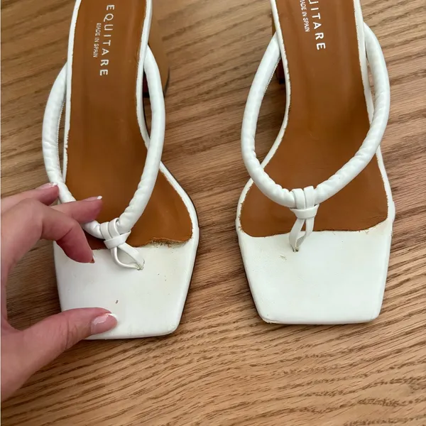 Equitare flip flop heels Size 6 - Image 2