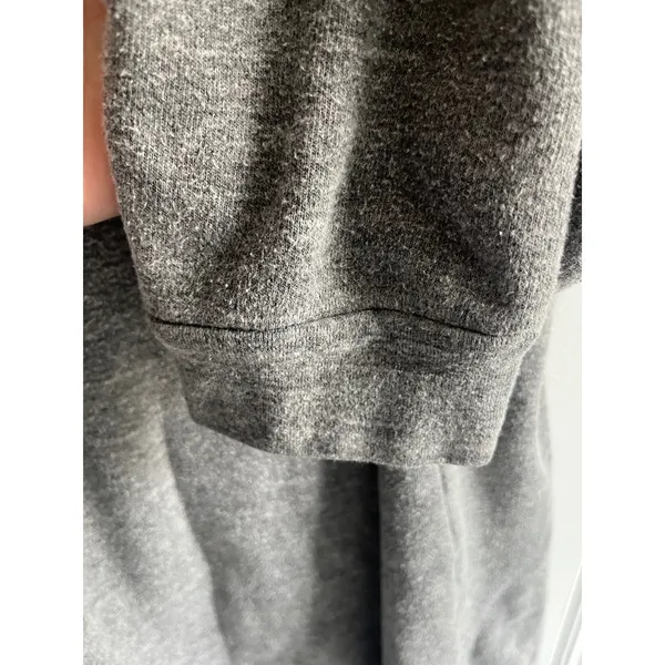 Toms shoes crew sweatshirt gray size large - Image 6