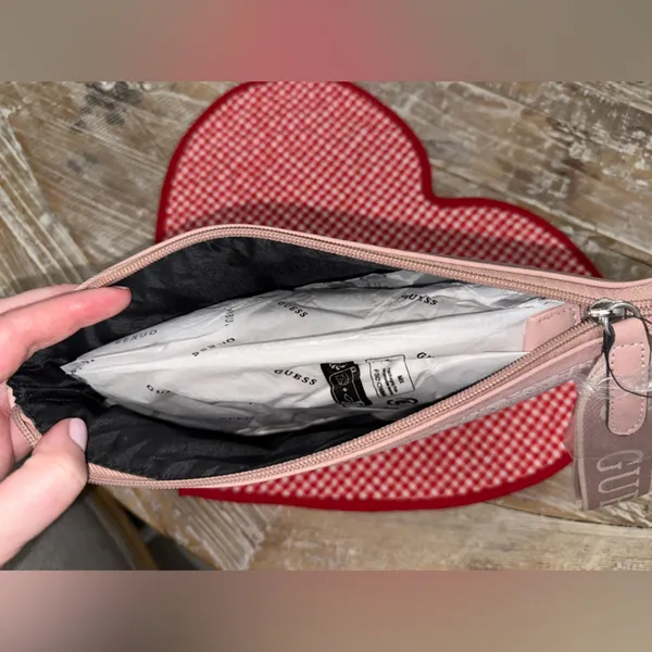 GUESS Cosmetic Makeup Pouch Travel Bag - Image 7