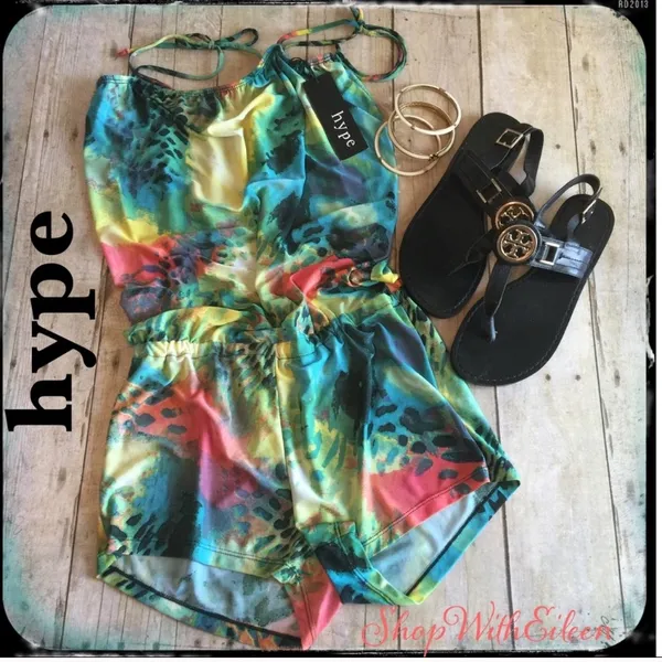 HYPE Watercolor Abstract Tie Shoulder Shorts Romper Jumper Jumpsuit - Image 2