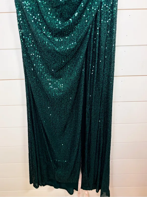 Mac Duggal 26622 Sequined Halter Neck Emerald Green Gown, NEW, Size 10 MSRP $398 - Image 6