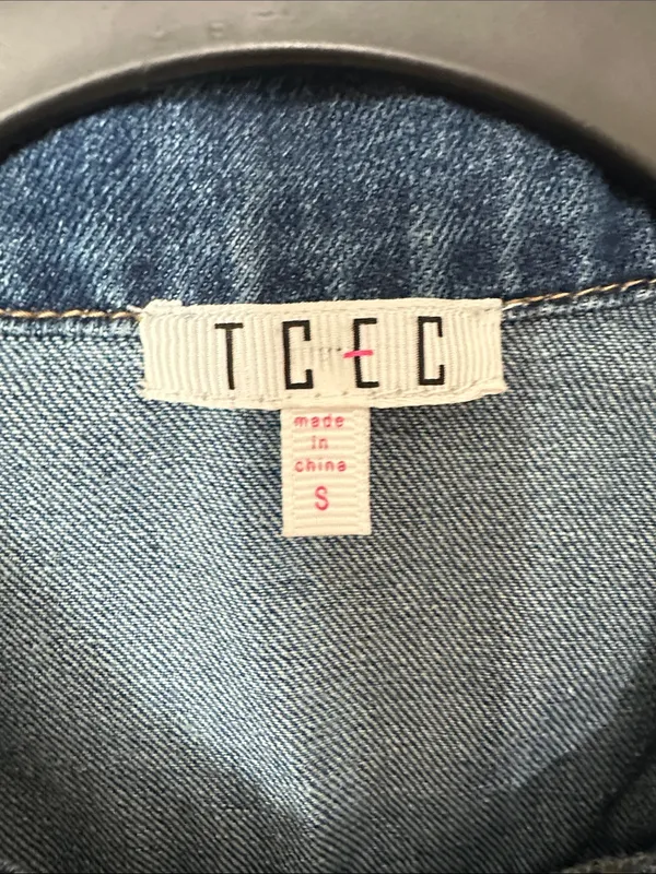 TCEC Light Blue Denim Shift Top - Image 2
