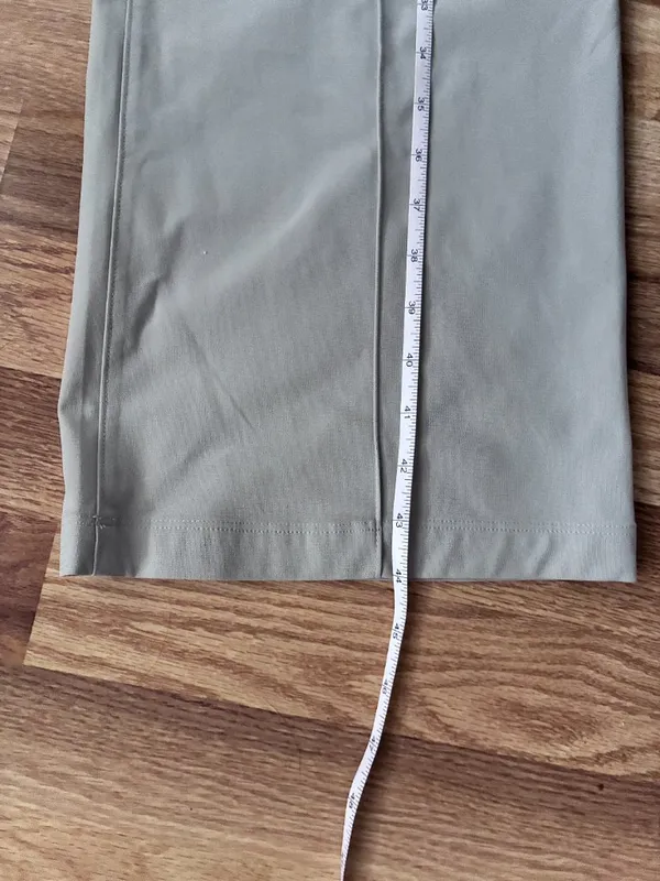 Vuori Meta Wideleg Pant - Size L - Vapor Gray - Image 11
