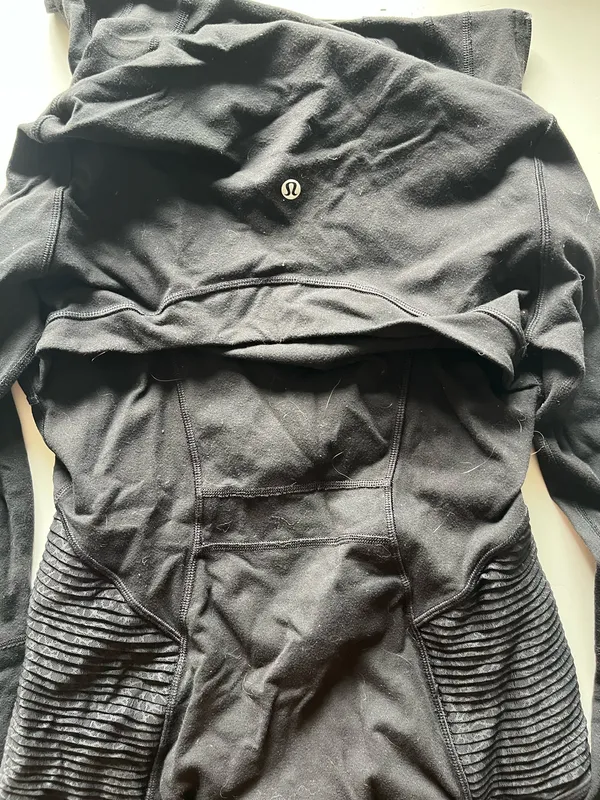 Lululemon Zip-Up Jacket Black - Image 6