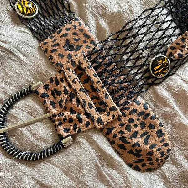 Source Unknown Vintage Les Sacs de Léo Rexx Leopard Fishnet Statement Belt - Image 2