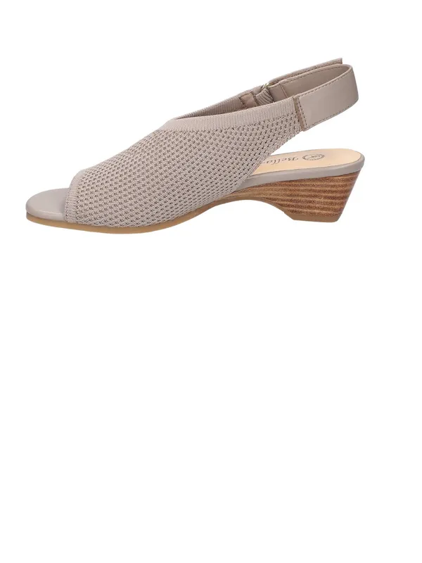 Bella Vita Women's Marin Wedge Sandal shoes beige natural knit 7.5 narrow - Image 6