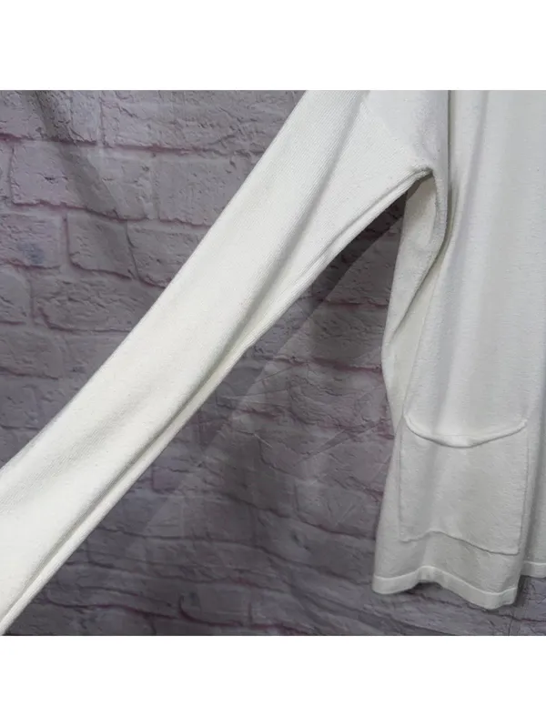 Zenana Women's L/XL White Sweater with Front Pockets - Image 4