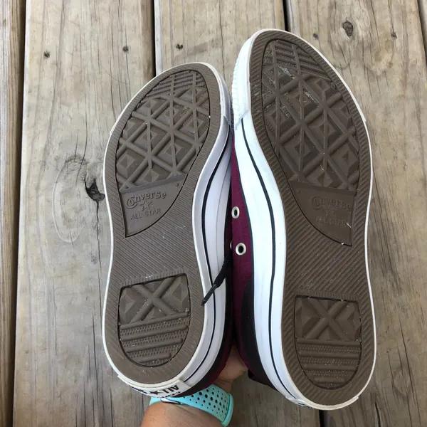 Converse Chuck Taylor All Star Sneakers Mid-Top Burgundy - Image 4