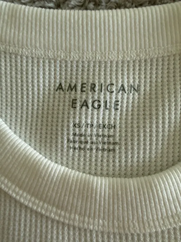 American Eagle fitted cream ribbed tshirt - Image 2