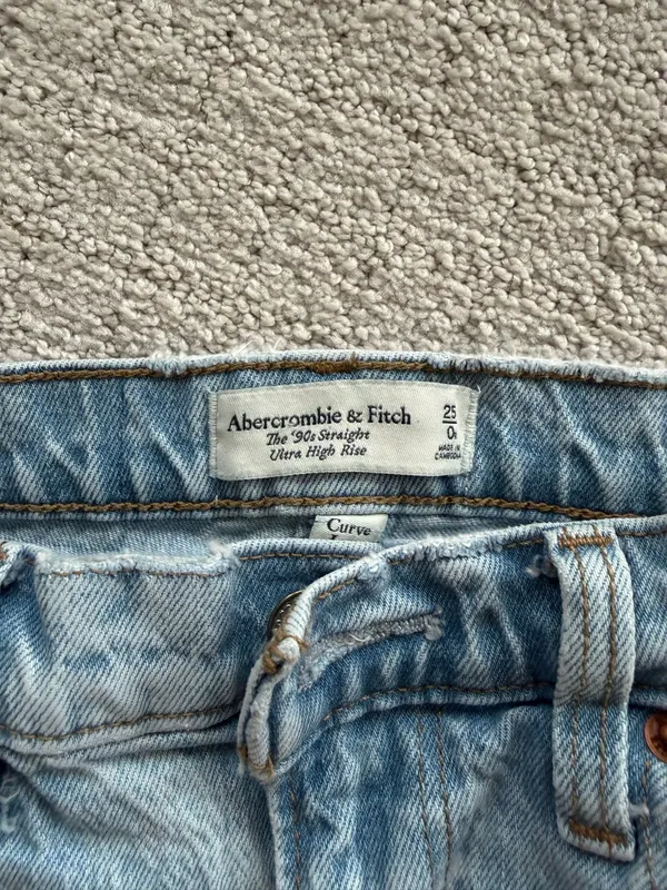 Abercrombie 90s Straight High-Rise Ultra - Image 6