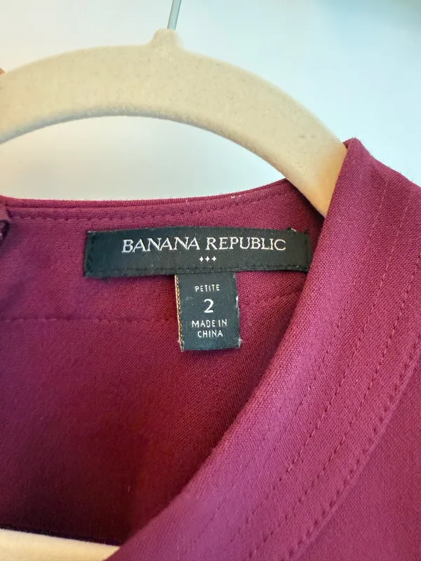 Banana Republic Dress Sleeveless - Image 3