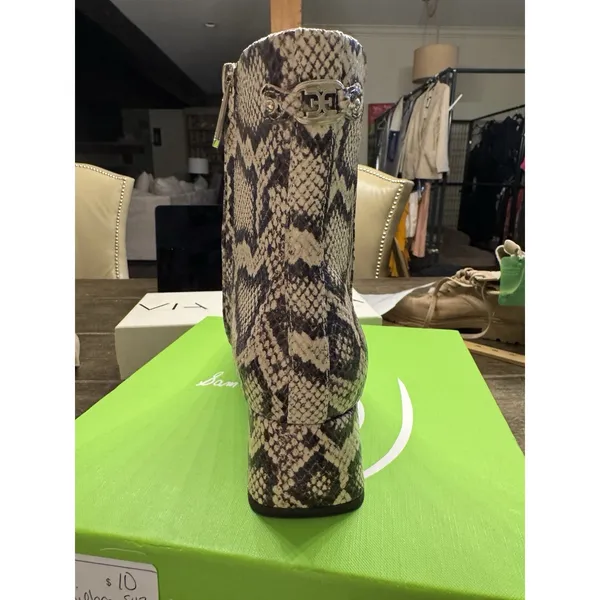 Sam Edelman Women's Paige 2 Gray Snake Print Size 6 Bootie - Image 6