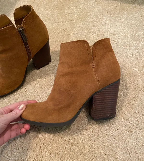 Cognac/Brown Heeled Booties - Image 4