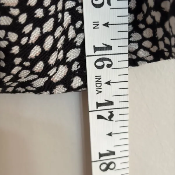 Abercrombie‎ & Fitch Womens Pebble Print Tie Front Crop Top Black White XS NWT - Image 8