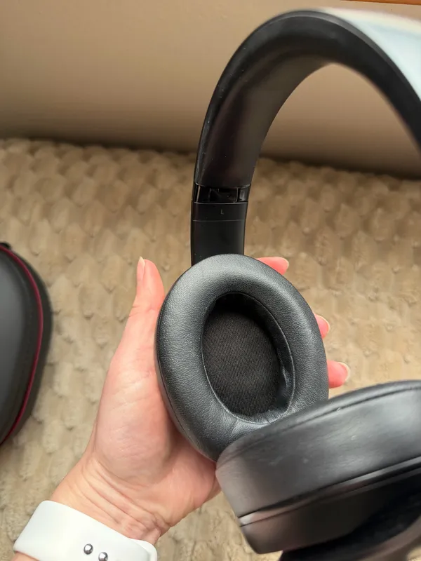 Beats Studio 3 Wireless Headphones - Image 4
