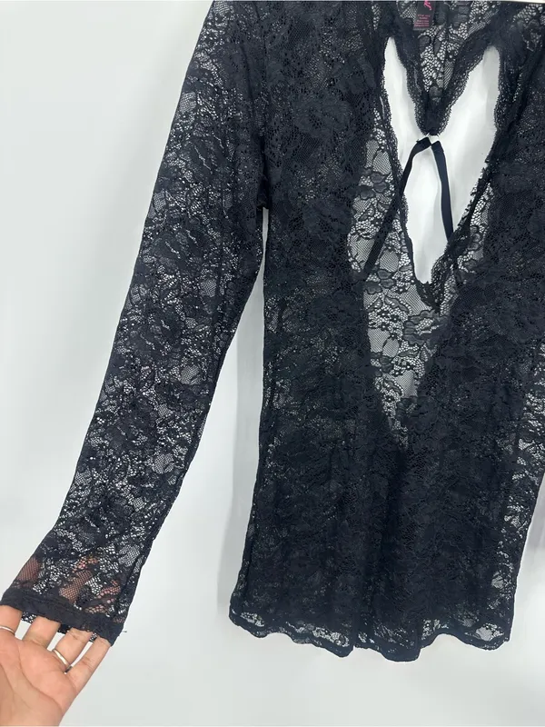 Vintage Y2K Black Lace V Neck Long Sleeve Shirt Size XL Whimsical Dark Romance - Image 7