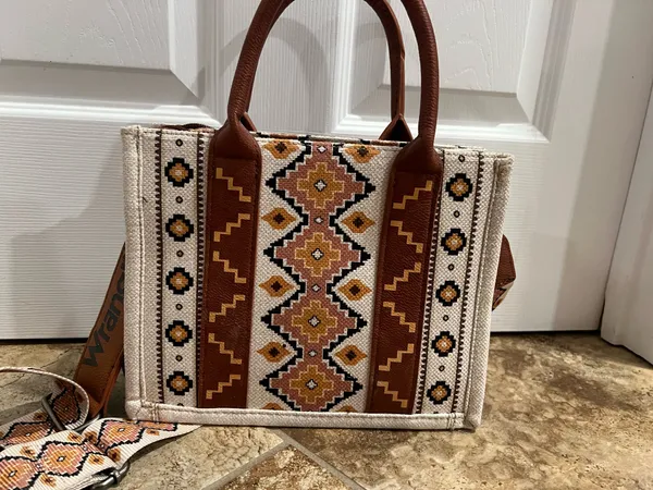 Wrangler purse - Image 3