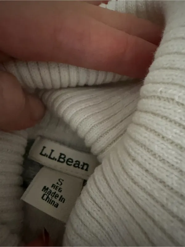 LL Bean Vintage Patterned Sweater White - Image 2