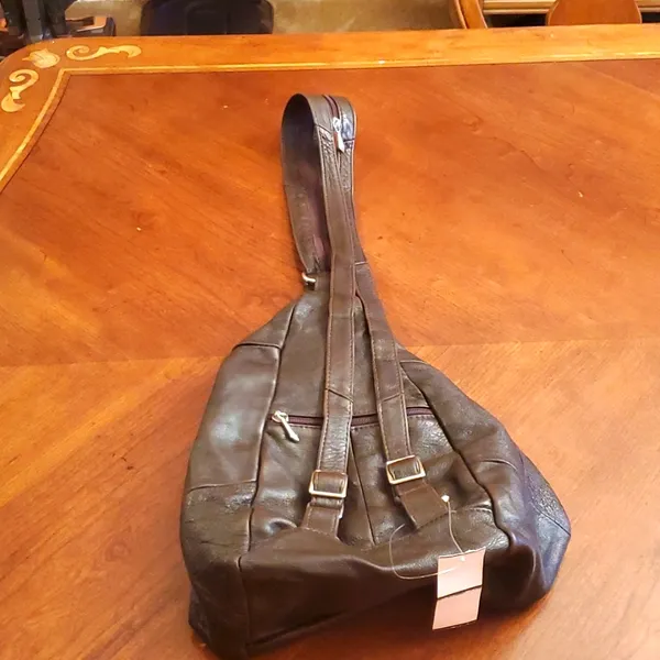 Source Unknown Leather Backpack Made in Mexico - Image 7