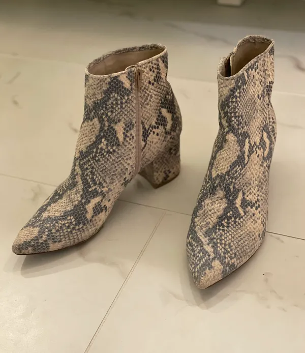Steve Madden Brave Boots in Snakeskin - Image 4
