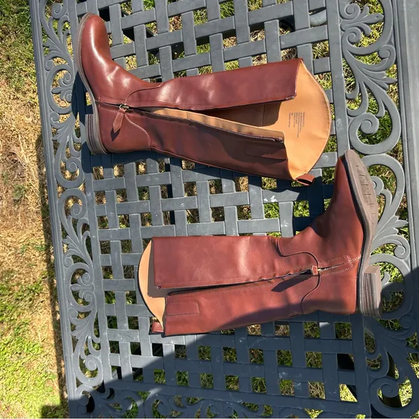 Nordstrom Rack Meadow Boot in brown‎ size 5 - Image 8
