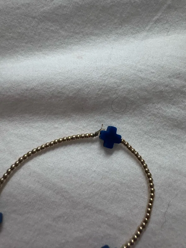ENewton Signature Cross Gold Pattern 2mm Bead Bracelet - Image 3