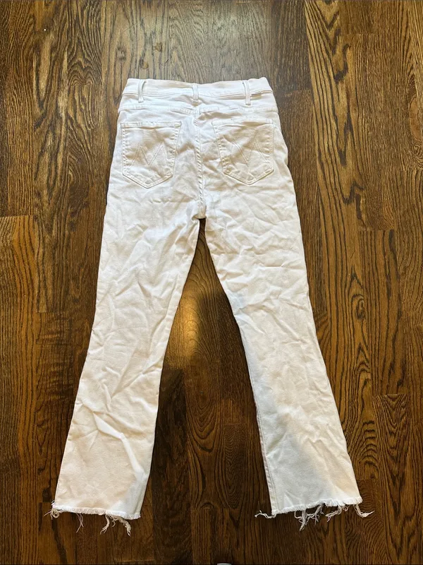 Mother The Hustler Ankle Fray High-Rise White Cropped Flare Jeans - Image 10