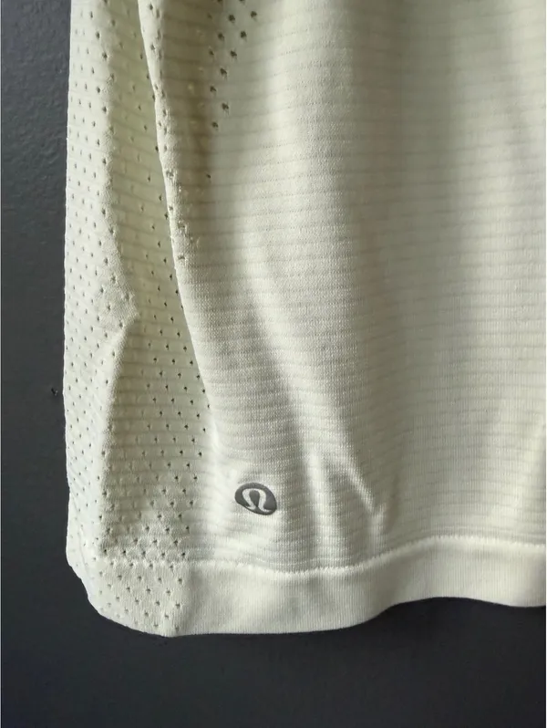 Lululemon Sleeveless Pale Green Athletic Tank Top - Image 6