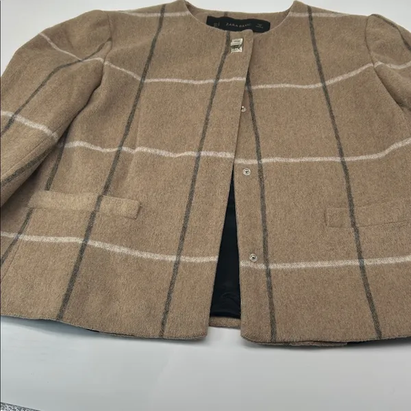 Zara Beige Wool  Jacket with Silver Hardware bust 34 length 20 - Image 10
