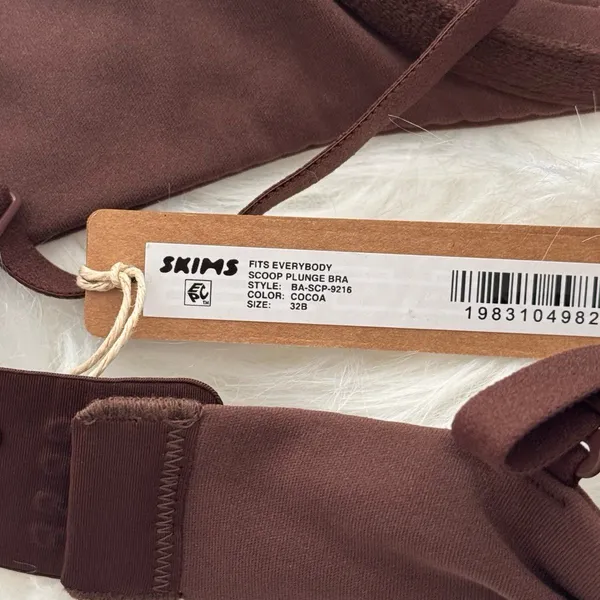Skims Fits Everybody Scoop Plunge Bra Cocoa Size 32B - Image 7