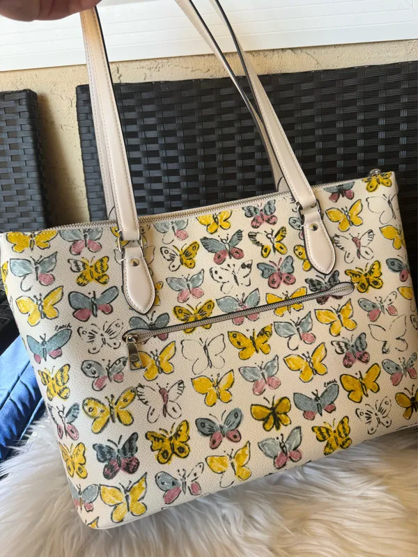 NWT Coach Gallery Tote Bag With Butterfly Print CAR36 - Image 3