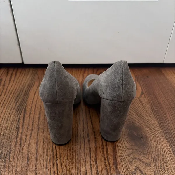 Jessica Simpson Bellemo Women’s Gray Suede Round Toe Block Heel Pumps Size 8.5 - Image 4
