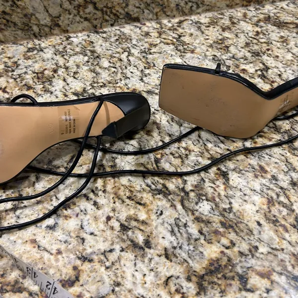 Sandals EGO Black Lace-Up Square-Toe Heeled Sandals 9 Great Shape - Image 4