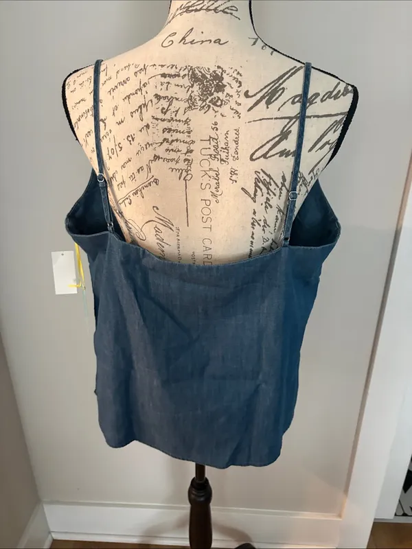 CeCe XL Blue Scallop-Edge Chambray Camisole - Image 4