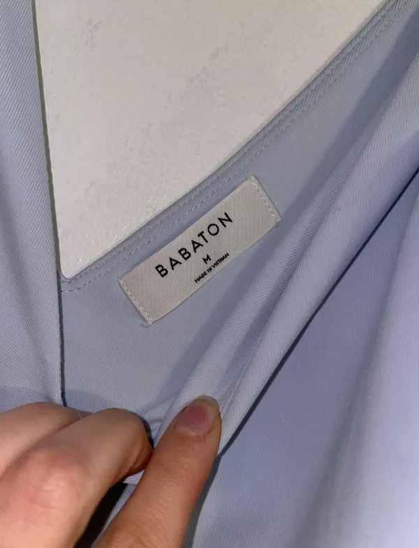 Babaton v Neck Bodysuit Baby Blue - Image 3