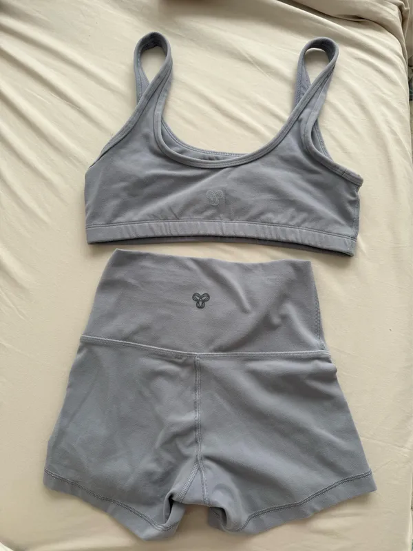 Aritzia set - Image 3