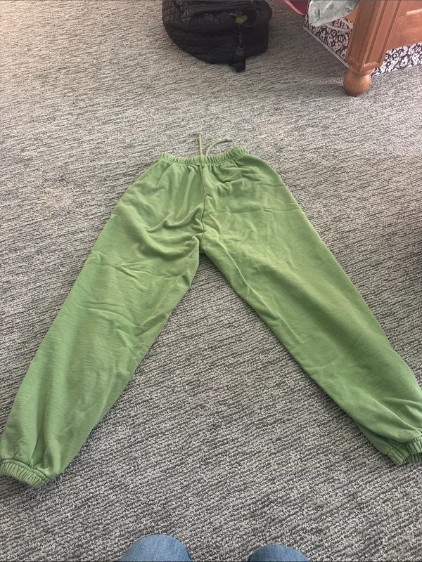Women Green Jogger Sweatpants - Image 8