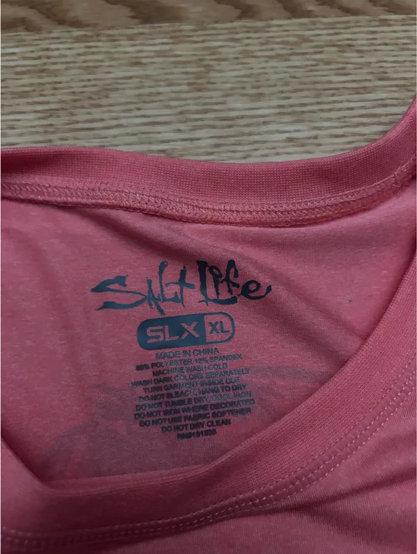Salt Life Pink fishing long sleeve - Image 2