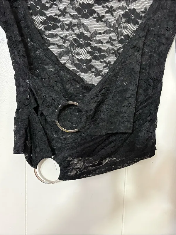 Outcast Black Sheer Floral Lace Ring Detail Long Sleeve Crop Top Women’s Medium - Image 2