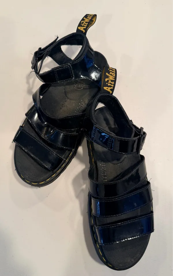 Dr. Martens | Ladies Blaire sandals. Size: 6 - Image 2