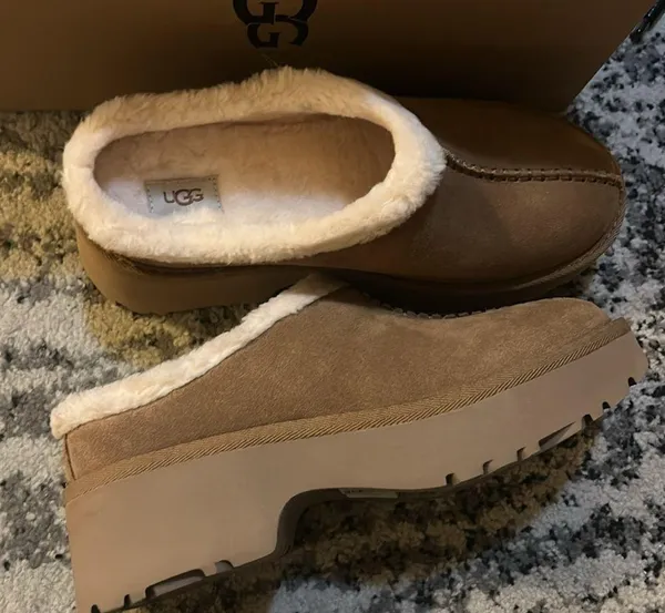 UGG® New Heights Cozy Clogs size 9 - Image 5