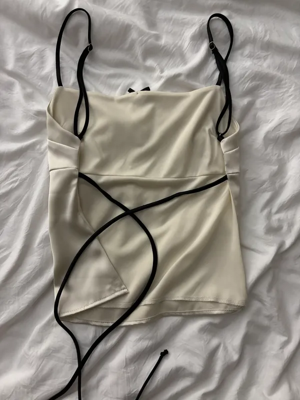 Blue Blush Open Back Top - Image 2